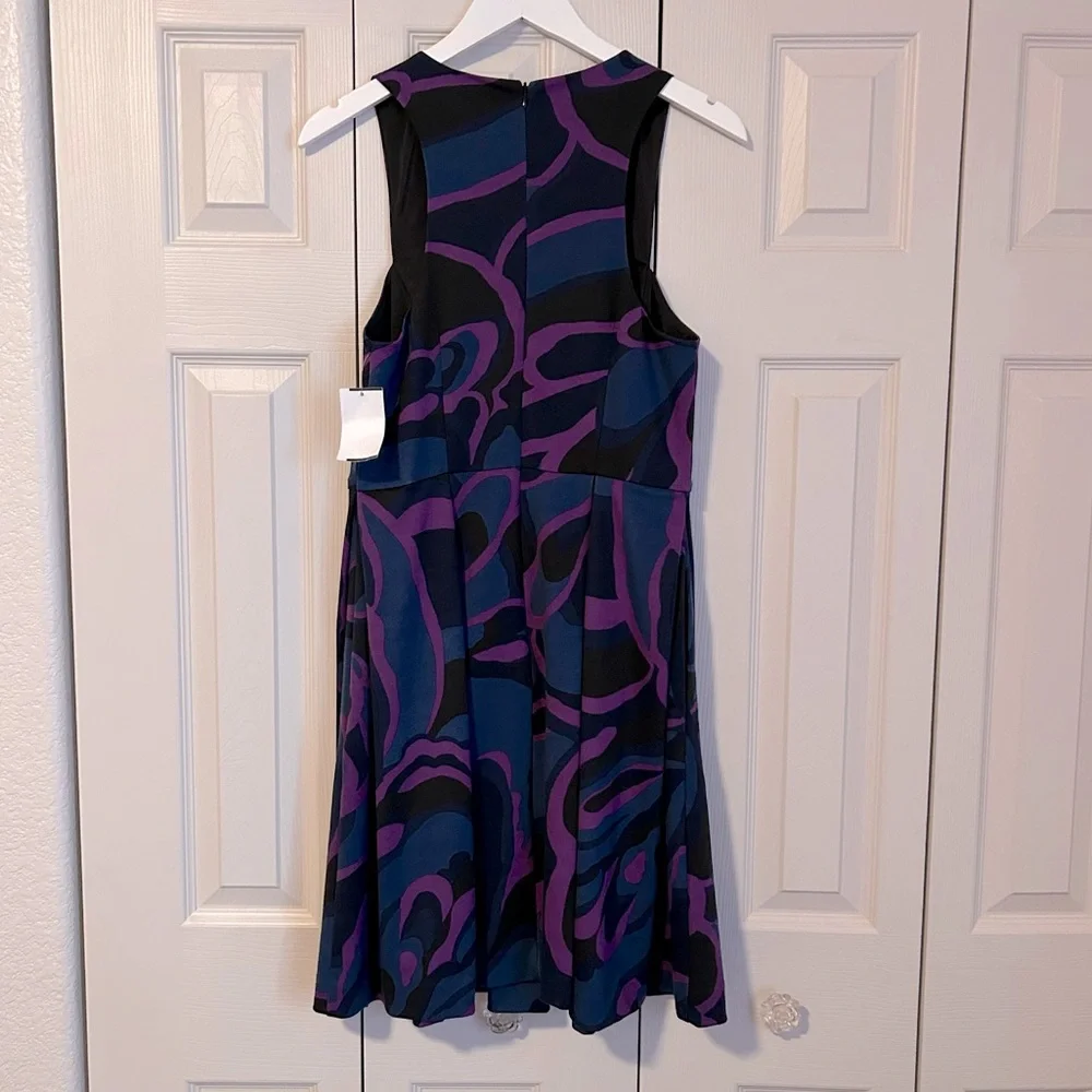 NWT TRINA TURK Marcia Sleeveless Dress Sz 8 ALine VNeck Black Purple Blue Easter - Picture 2 of 12